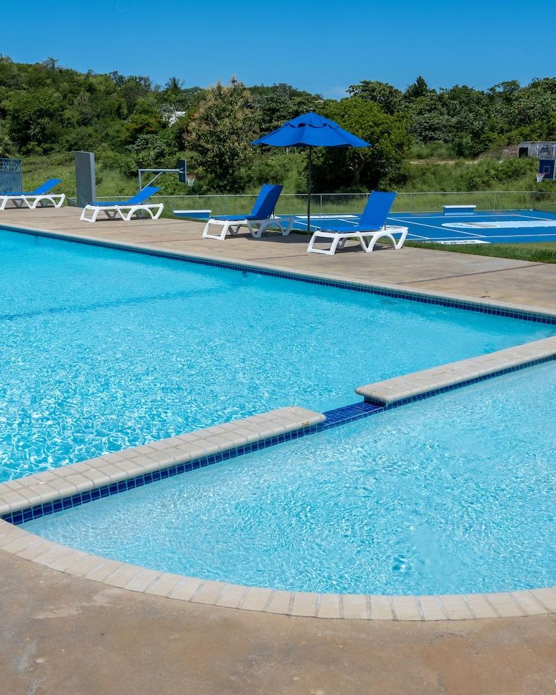Parador El Faro Aguadilla Exterior photo